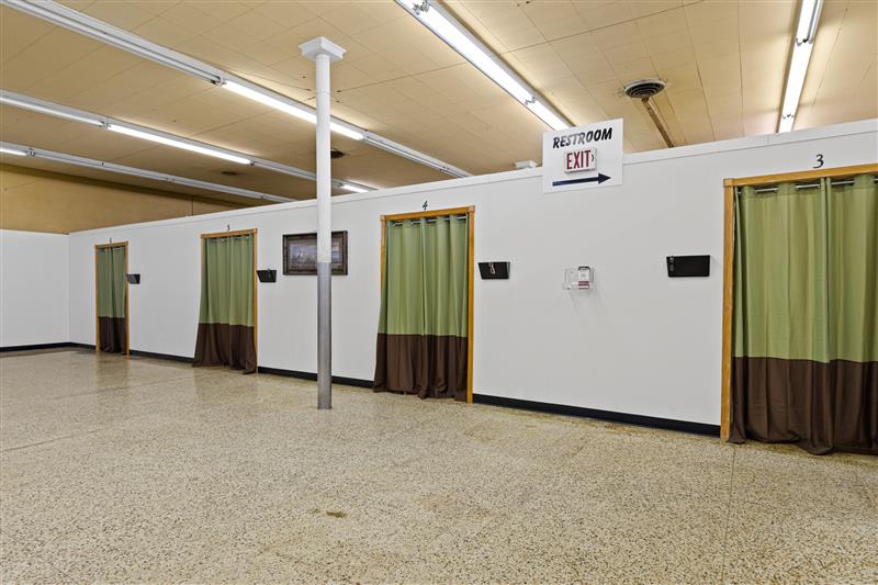 215 E. Pacific Ave Gladewater TX 75647 GLADEWATER